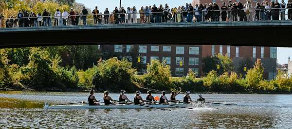 Hawkeyes Finish Iowa Chase